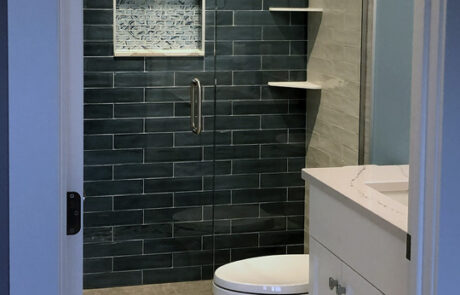 minnesota-custom-home-guest-bathroom-with-shower Minnesota Custom Home Guest Bathroom with Shower